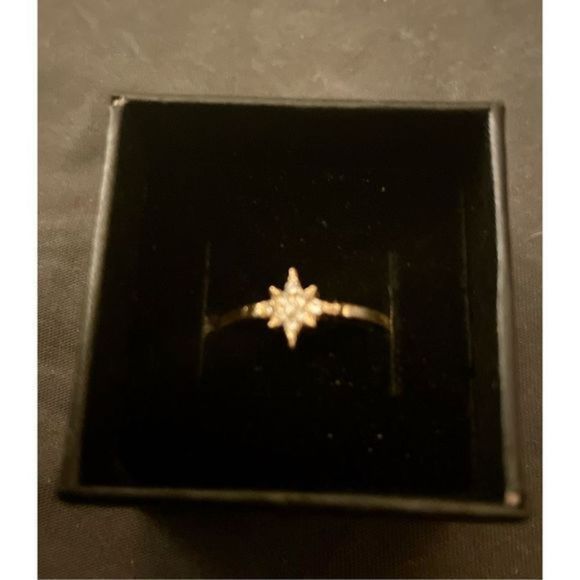 Pretty star SUN WHITE SAPPHIRE N RISE GOLD RING - Picture 5 of 5